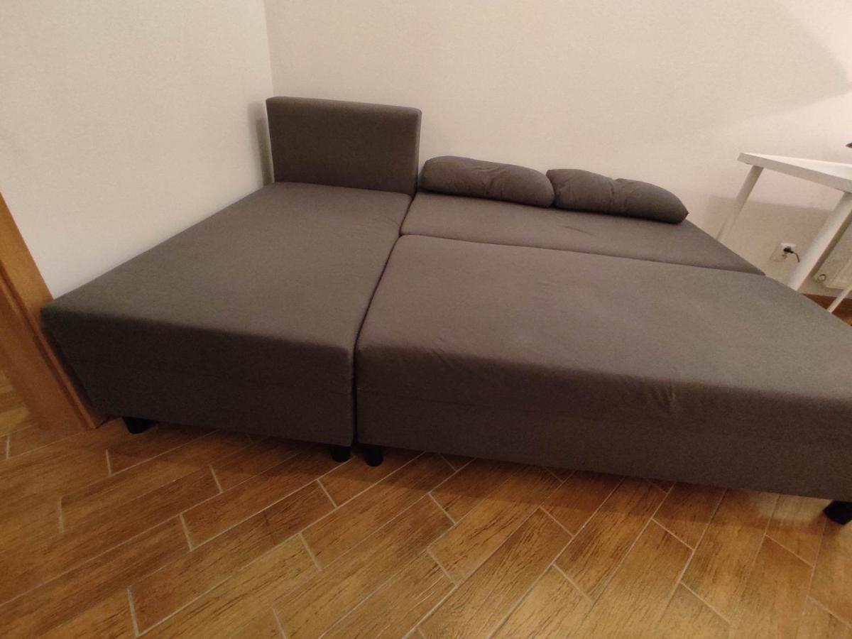 Nice Room With 2 Shared Bathrooms ,Wc , 2Km To Old Town -100M From Metro Szwedzka Varsovie Extérieur photo